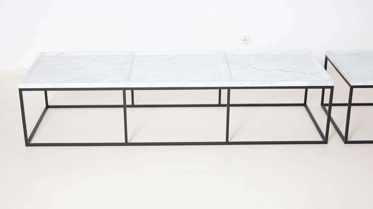 Coffee Tables in White Carrara Marble In Excellent Condition In Antwerp, BE