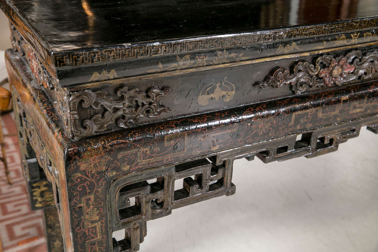 Mid-19th Century Antique Chinese Black Lacquer Console Table