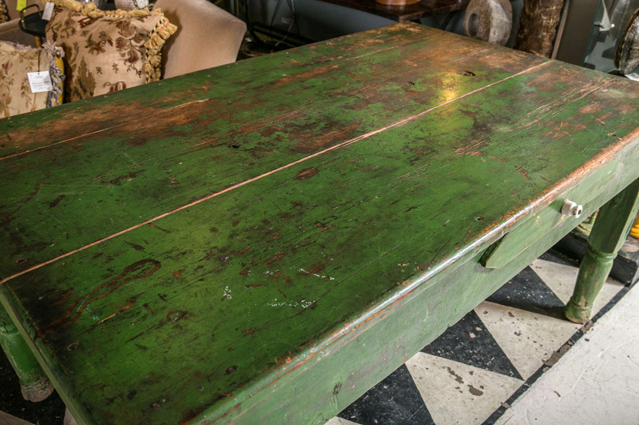 19th Century One-Drawer Table with Original Paint In Good Condition In Stamford, CT