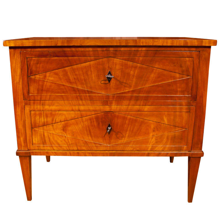 19th century Neoclassic small chest of drawers