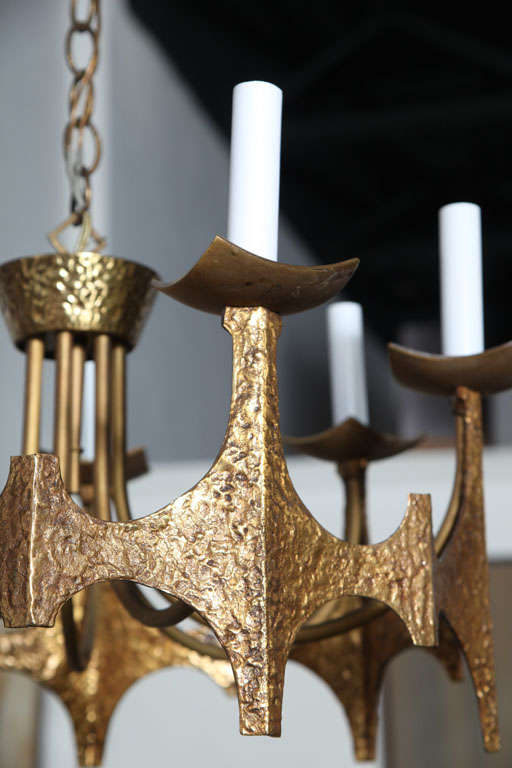 Late 20th Century Evans Style Beautiful Unique  Brass Chandelier For Sale