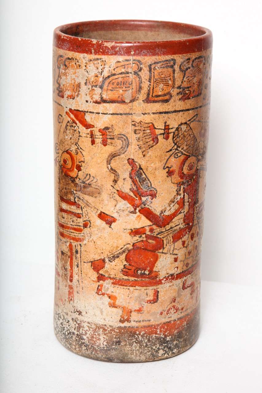 Pre Columbian Maya Pottery Polychrome Painted Ritual Vessel In Good Condition For Sale In New York, NY