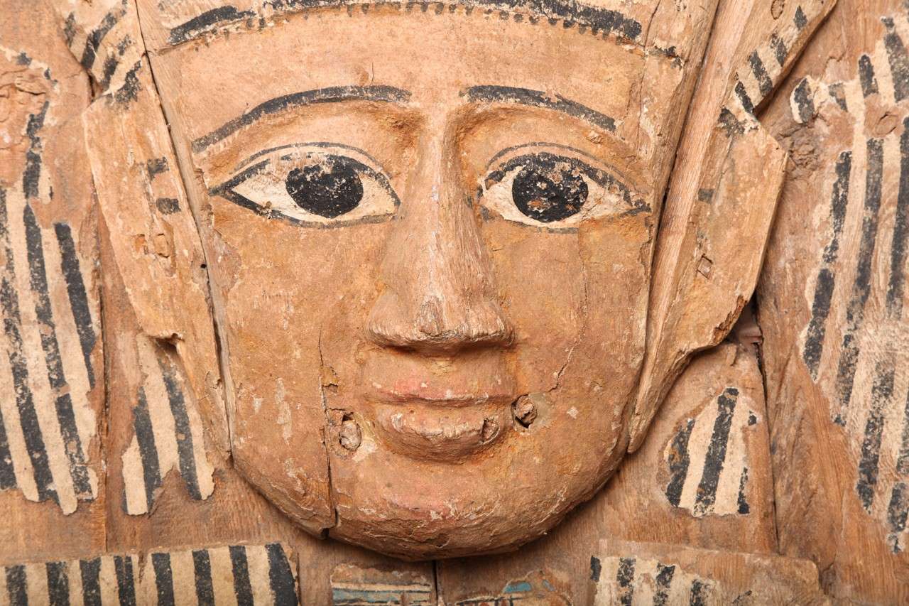 Large Egyptian Wood Carved and Painted Sarcophagus Mask    In Good Condition For Sale In New York, NY
