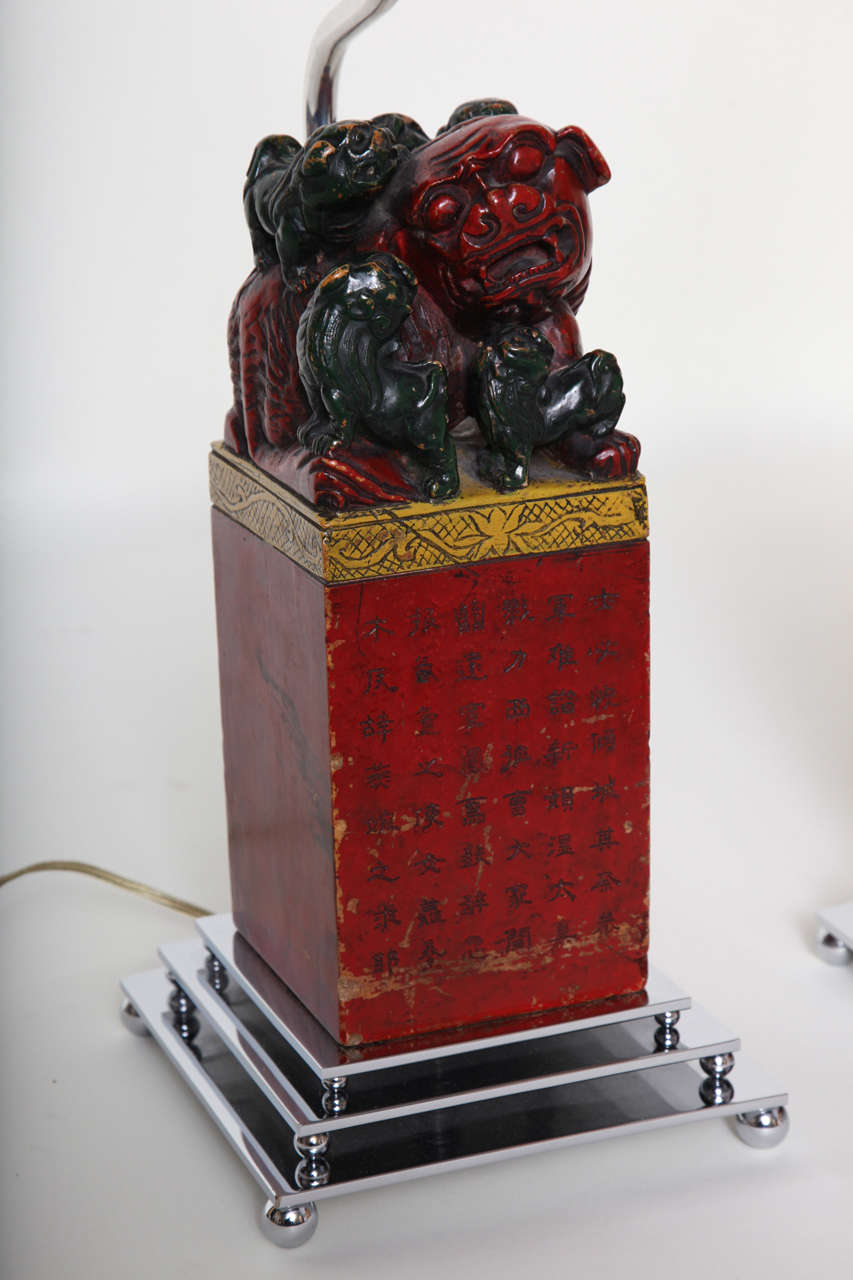 Pair of Carved Foo Dog Lamps In Good Condition For Sale In New York, NY