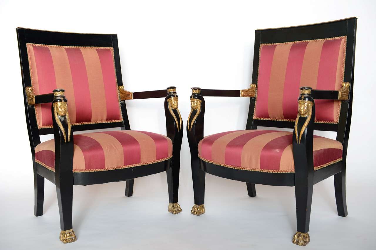 Pair of Italian Neoclassic Ebonized and Parcel-Gilt Armchairs In Excellent Condition For Sale In Hollywood, FL