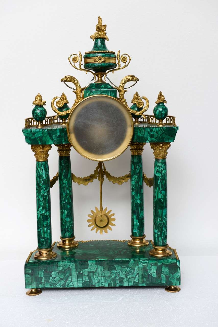 Important Neo-Classical Malachite and Ormolu Mantel Clock, 19th Century 4