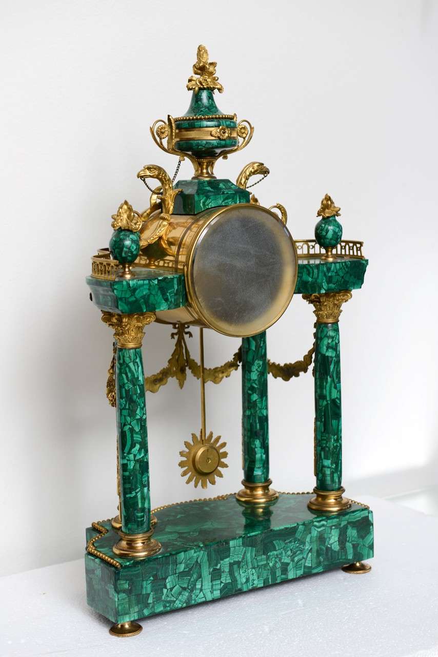 Important Neo-Classical Malachite and Ormolu Mantel Clock, 19th Century 5