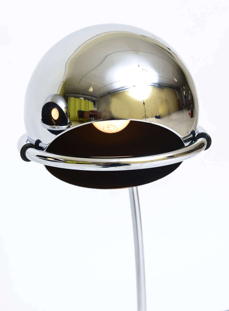 Mid-20th Century Exciting 1960s Space Age Articulated Chrome Ball Table Lamps