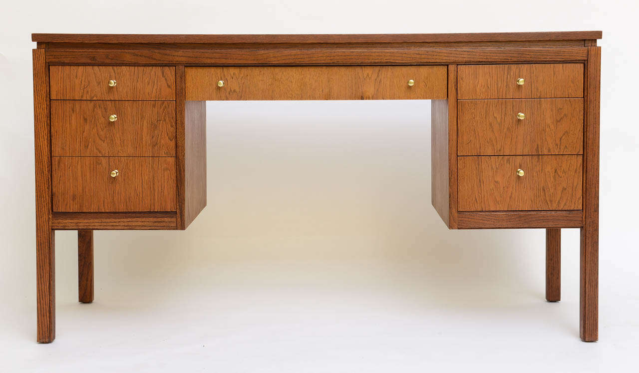 Mid-Century Modern Modern Combed Oak Edward Wormley Style Executive Kneehole Desk