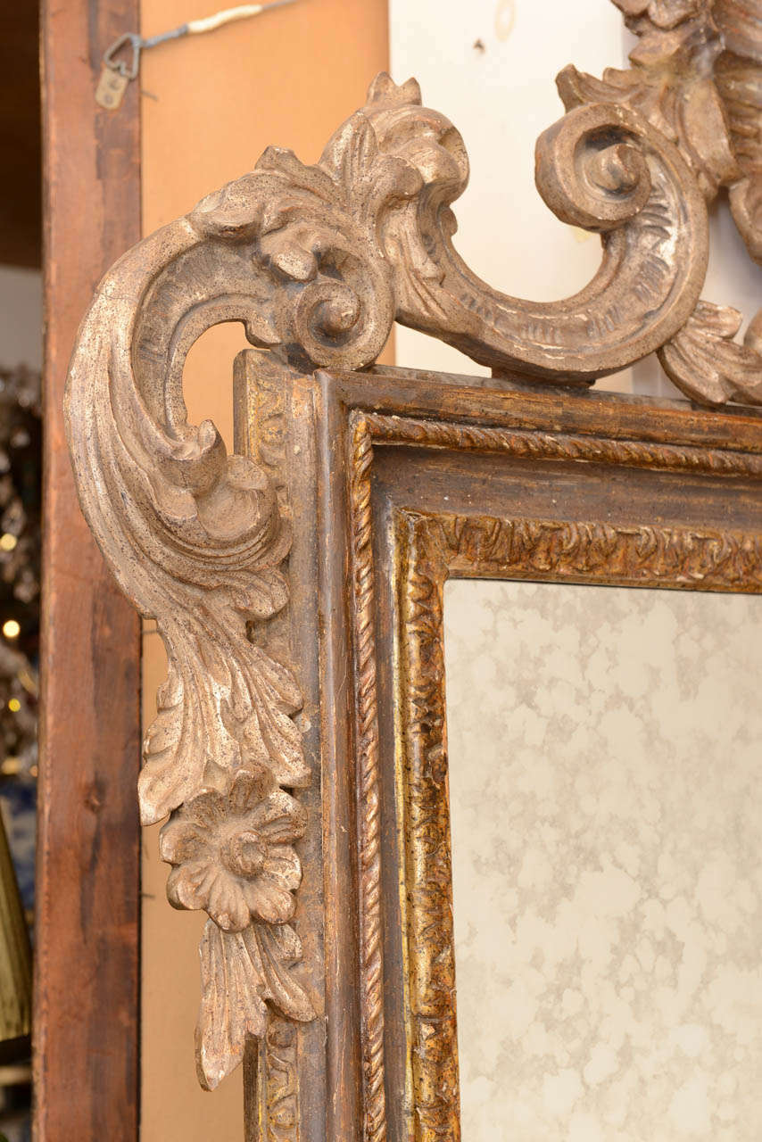 18th Century Italian Carved Silver Giltwood Mirror For Sale 2
