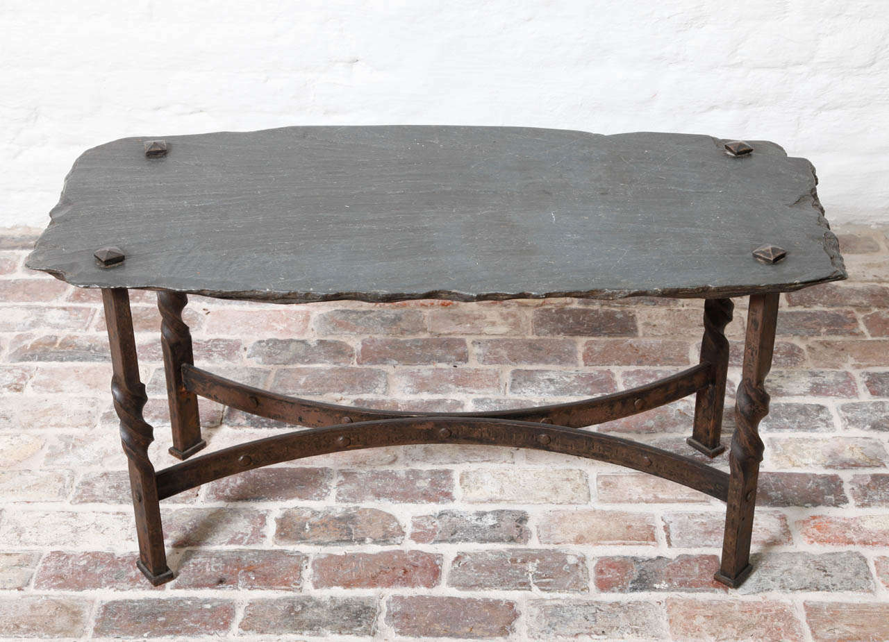 Belgian 1940s Slate and Wrought Iron Side Table In Excellent Condition For Sale In Sint-Kruis, BE