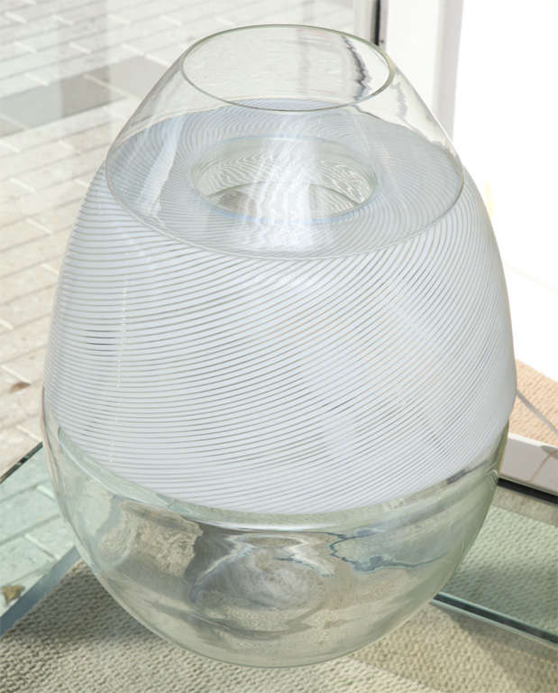 Marvelous Italian glass table lamp, Alfredo Barbini design?