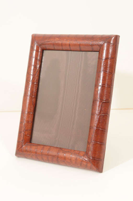 English Brown Crocodile Leather Frame In Excellent Condition In New York, NY