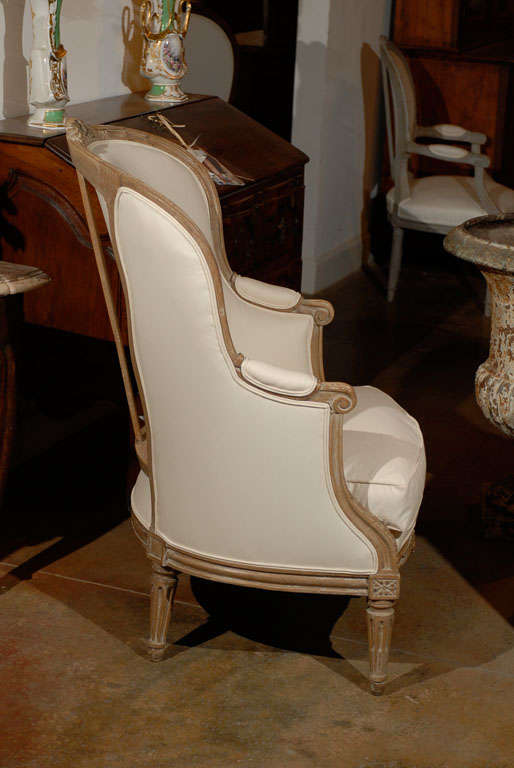 French Louis XVI Style Upholstered Carved Barrelback Bergère Chair, 19th Century 4