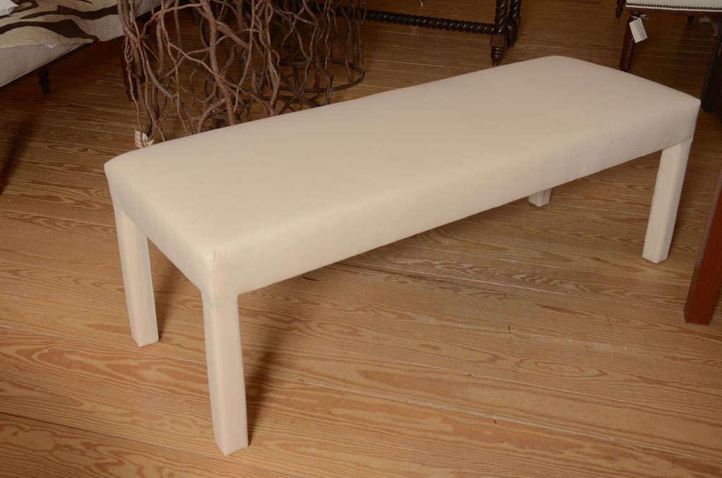 Parson’s Style Bench In Excellent Condition For Sale In Southampton, NY