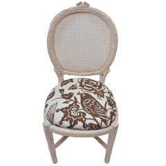 SINGLE TWIG CHAIR WITH BIRD FABRIC COVERED SEAT