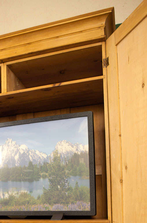 Pine Armoire 4