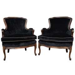 French Vintage Pair of Louis XV Bergere Chairs