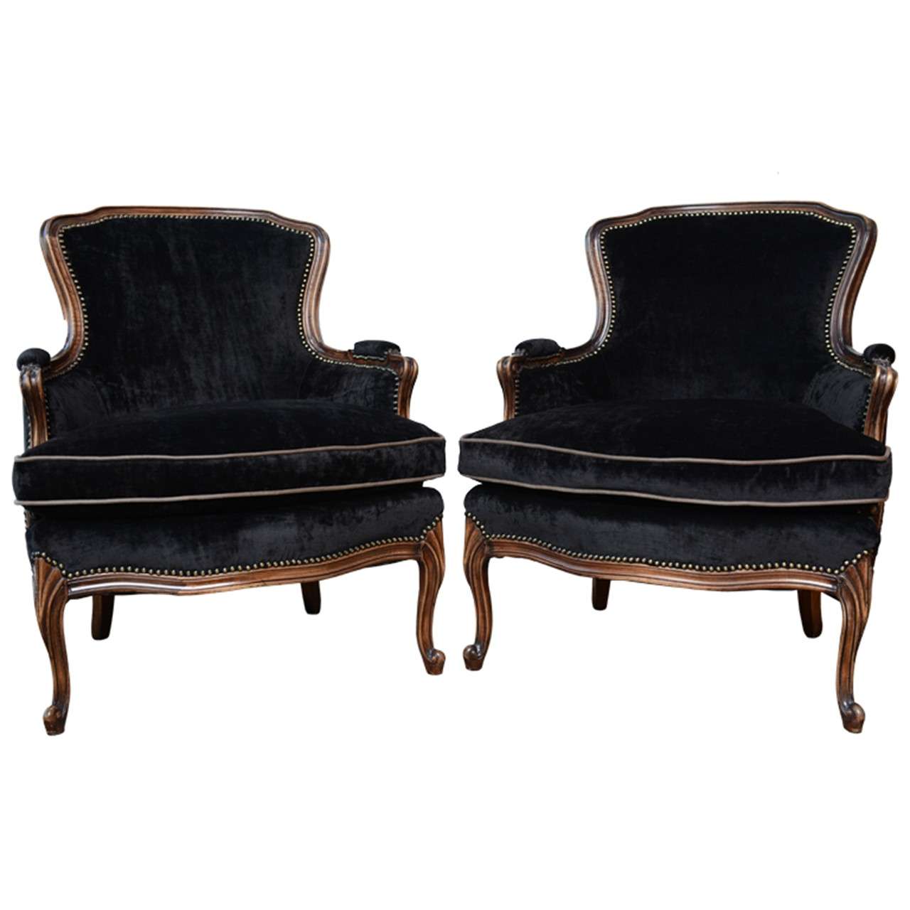 French Vintage Pair of Louis XV Bergere Chairs at 1stDibs