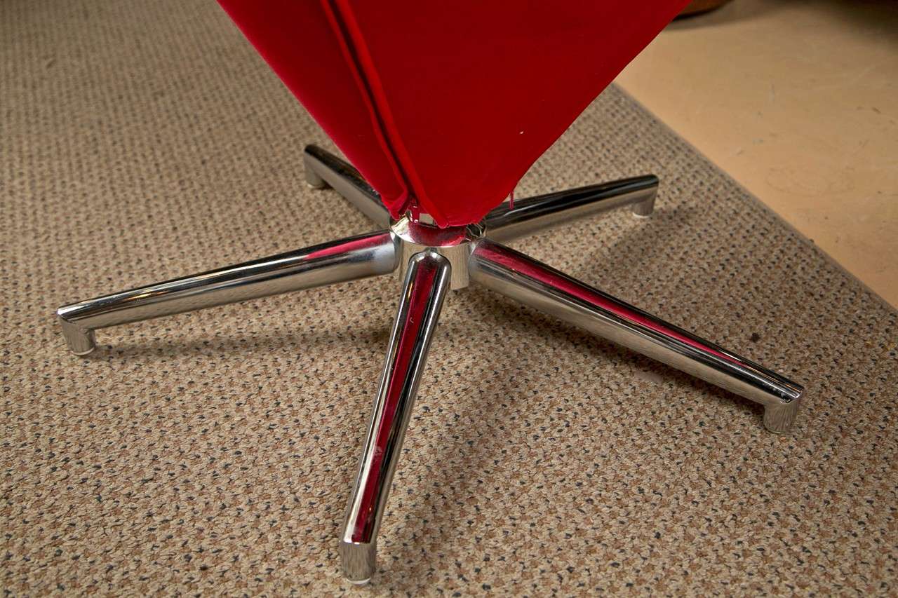 Mid-20th Century Pair of Mid-Century Red Lip Swivel Chairs with Chrome Bases