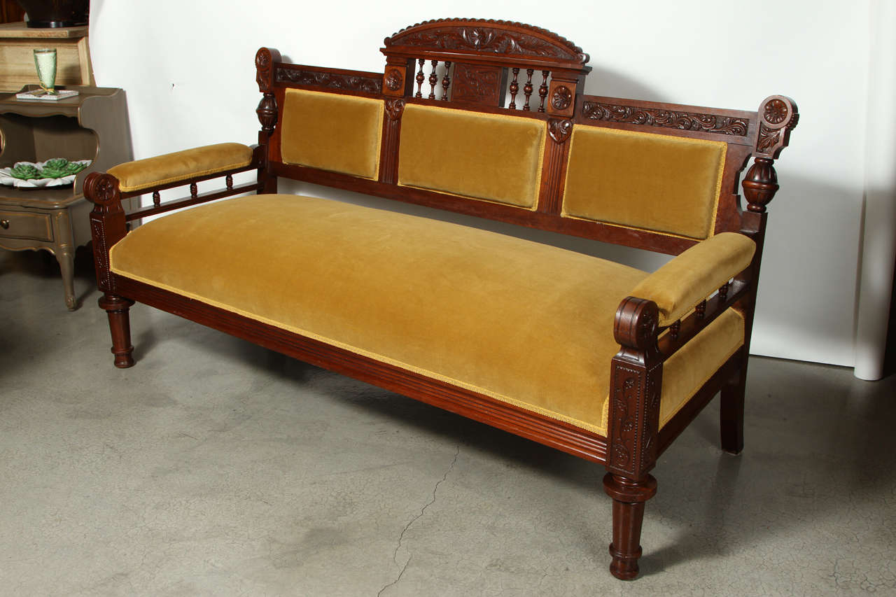 Victorian Loveseat