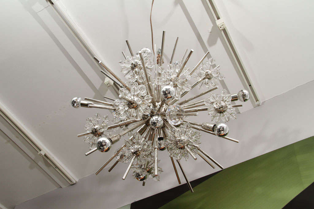 Large Custom Handmade Crystal Sputnik In Excellent Condition For Sale In New York, NY