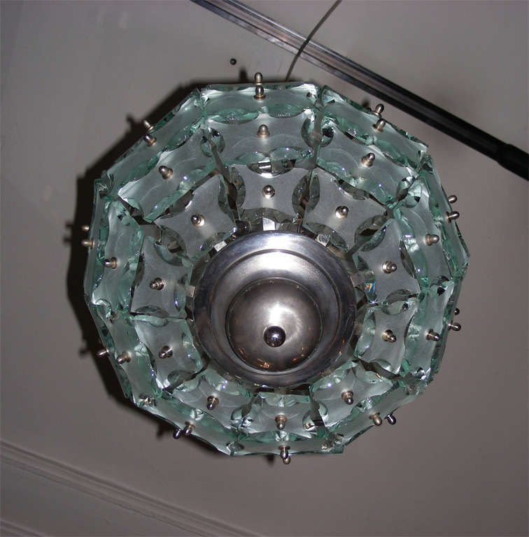 Small 1970s Chandelier by Quattro Zero  In Good Condition For Sale In Paris, FR