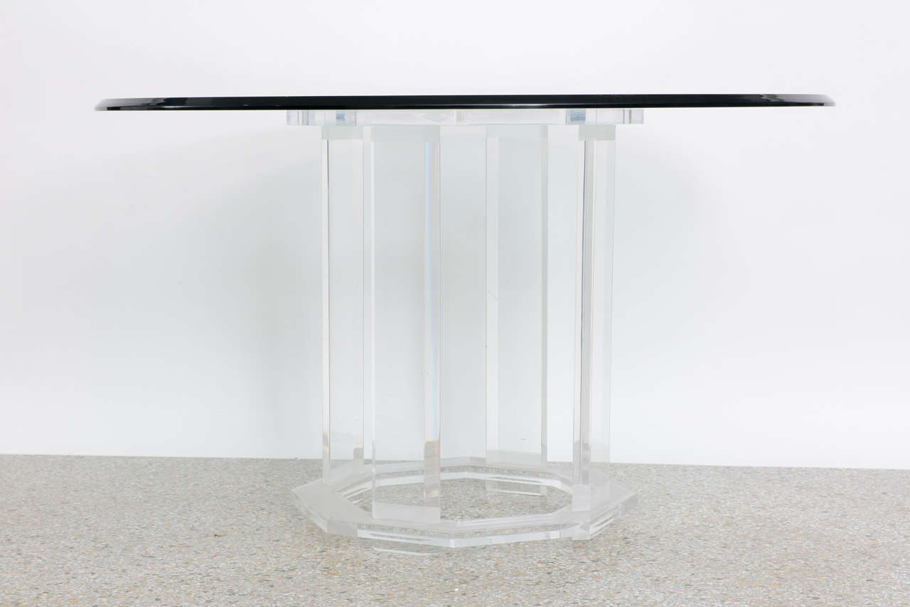 Round Dining Table in Lucite and Glass, Style of Charles Hollis Jones, 1970s In Good Condition In West Palm Beach, FL