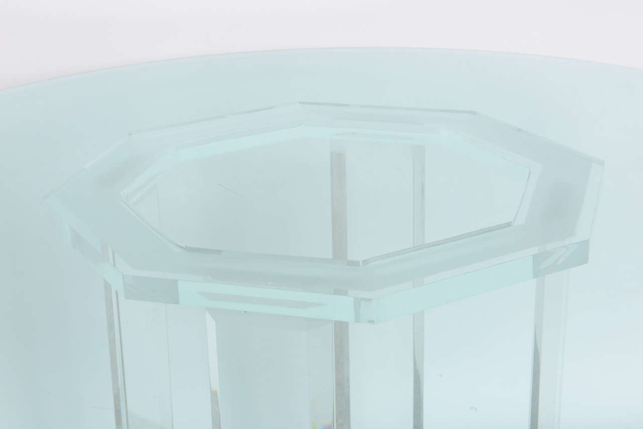 Late 20th Century Round Dining Table in Lucite and Glass, Style of Charles Hollis Jones, 1970s