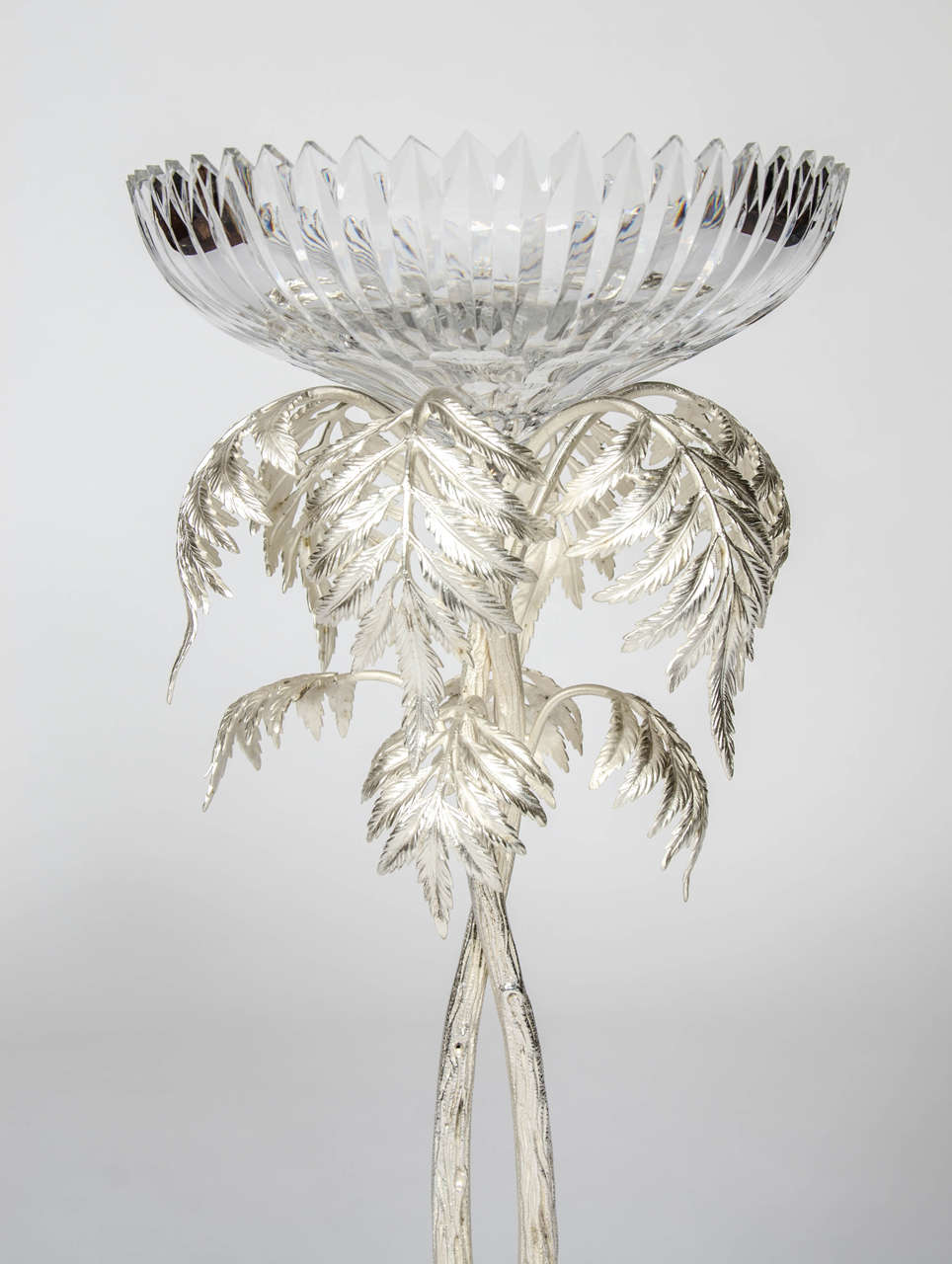 English 19th century silver and gold plated centrepiece by T. Bradbury & Sons For Sale