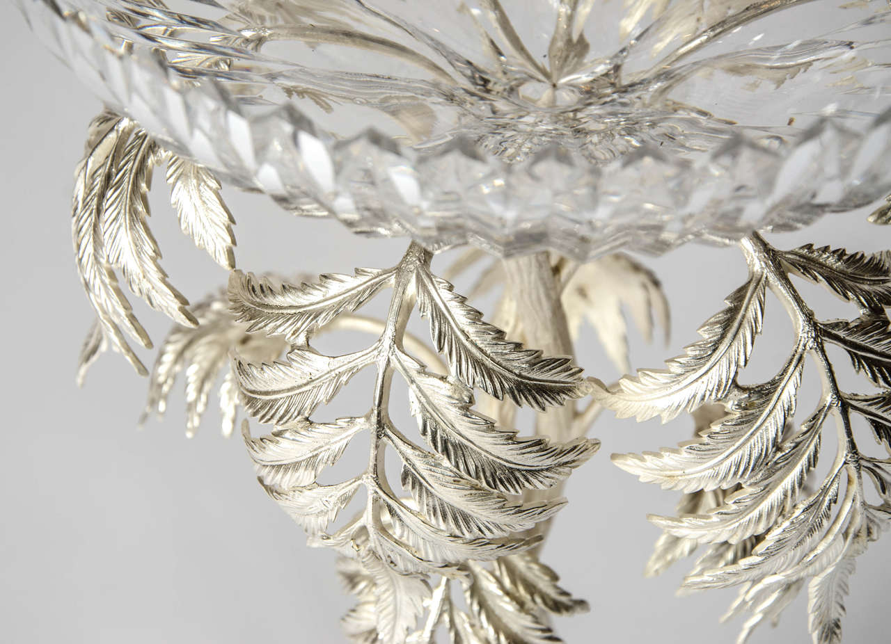 19th century silver and gold plated centrepiece by T. Bradbury & Sons For Sale 1