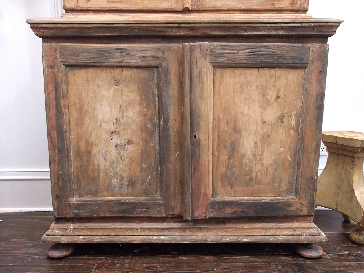 Beautiful 18th Century Italian Cabinet Stripped of the Paint In Good Condition For Sale In New Orleans, LA