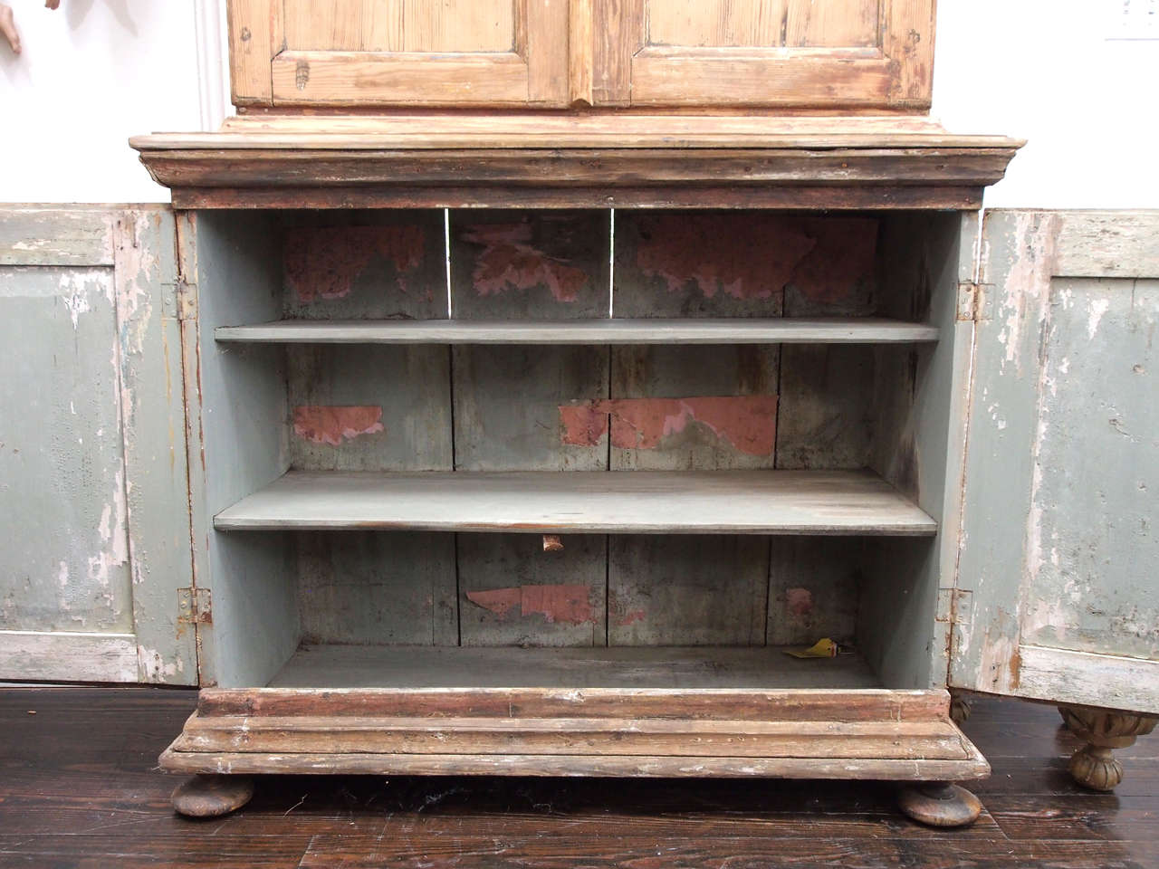 Beautiful 18th Century Italian Cabinet Stripped of the Paint For Sale 1