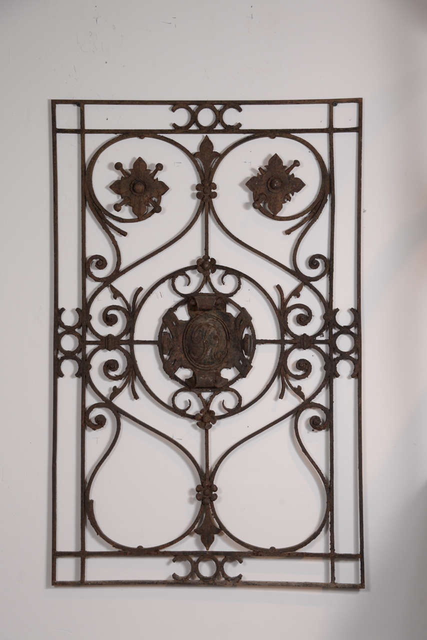 Beautiful 18th century hand-wrought iron decorative piece with the initial 