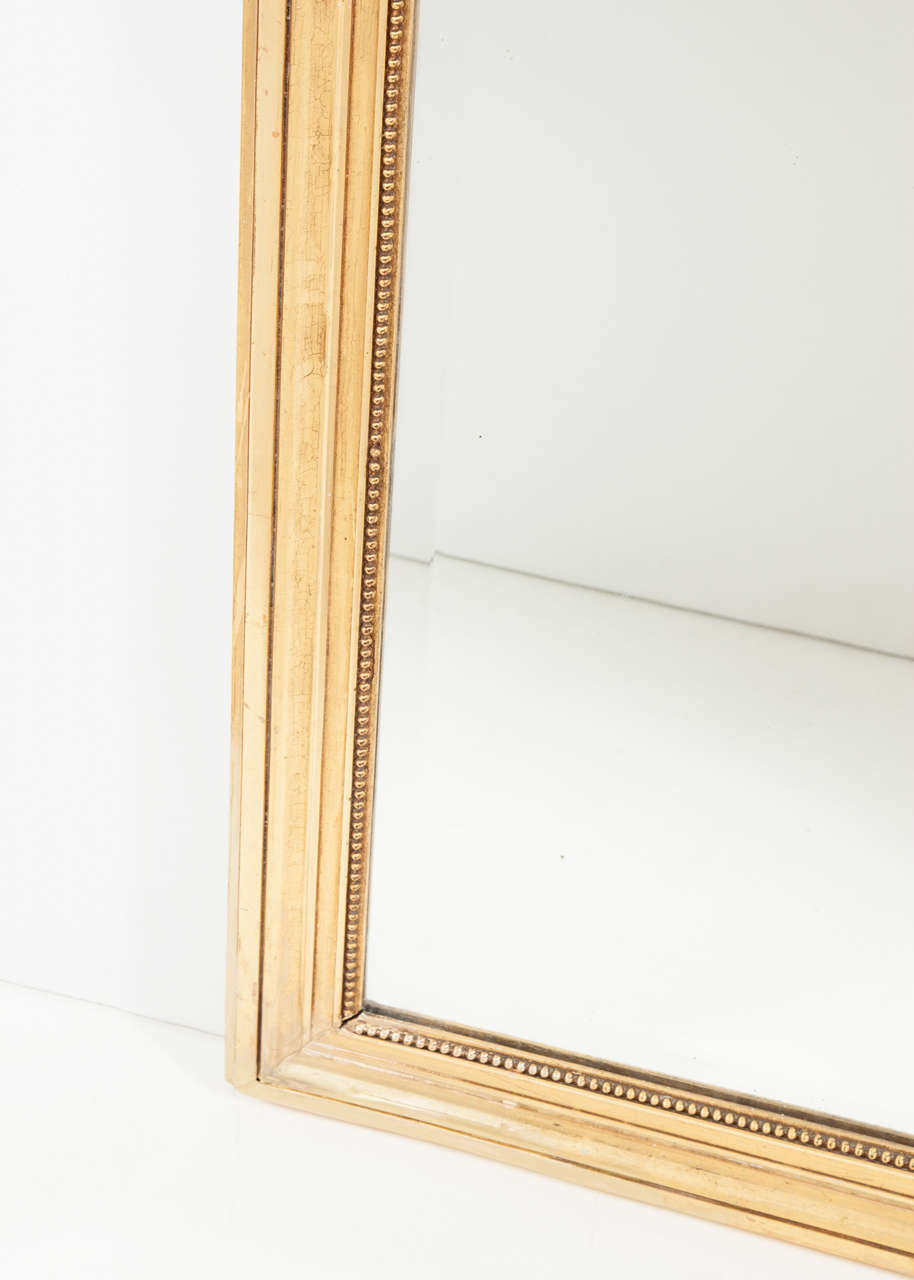 Gold Gilt French Mirror In Excellent Condition In New Jersey City, NJ