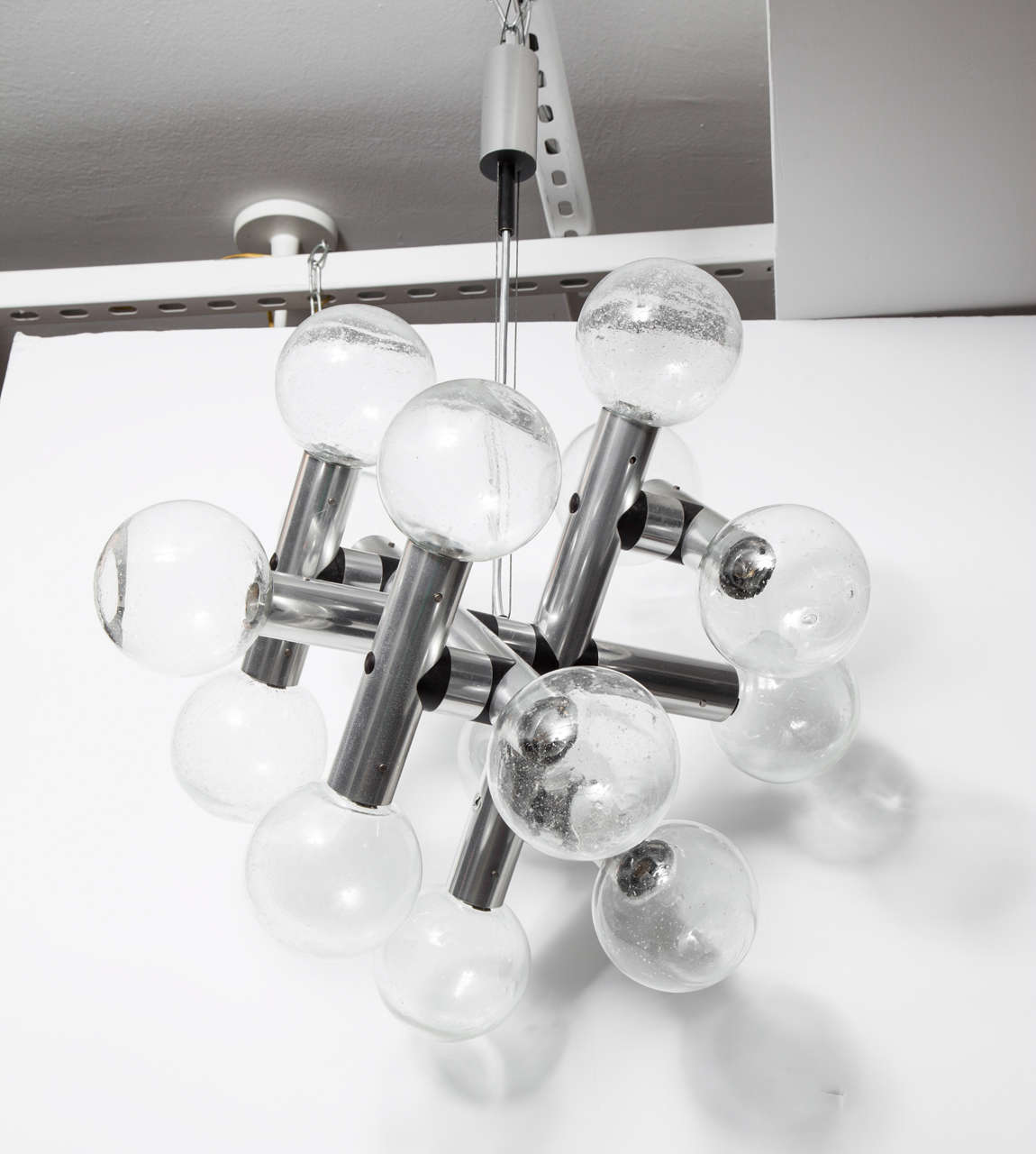Kalmar Chrome Molecule TwelveGlobe Chandelier For Sale at 1stDibs