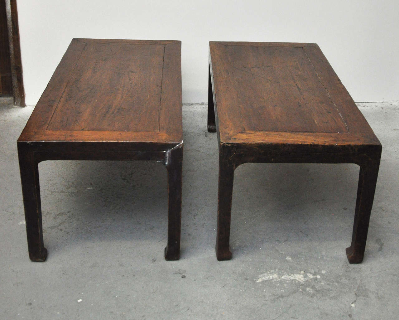 19th Century Pair of Chinese Coffee or Side Tables For Sale 2