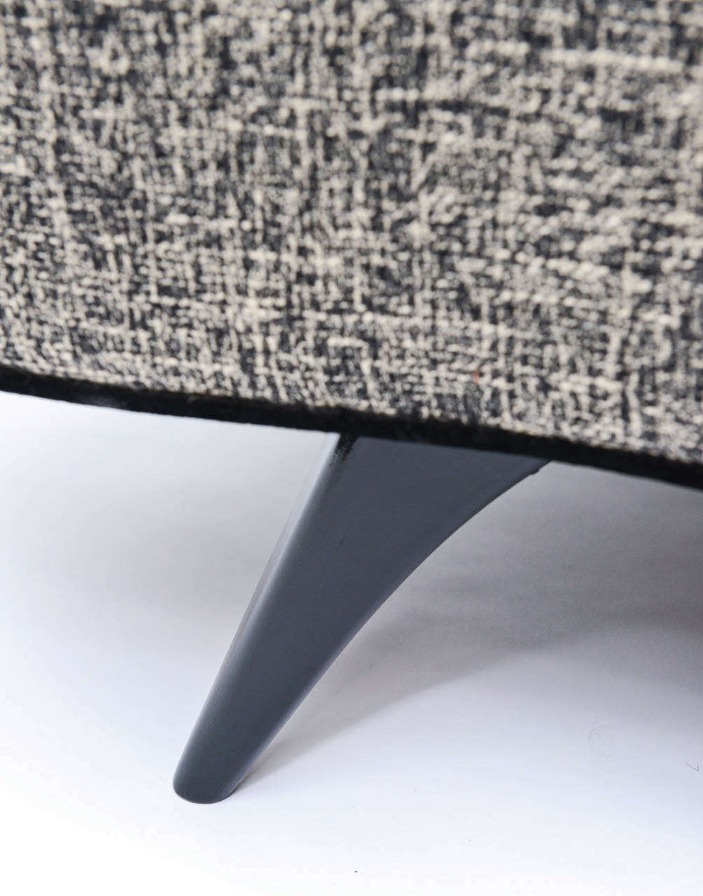 Nierenförmiges Sofa aus der Mitte des Jahrhunderts (Stoff)
