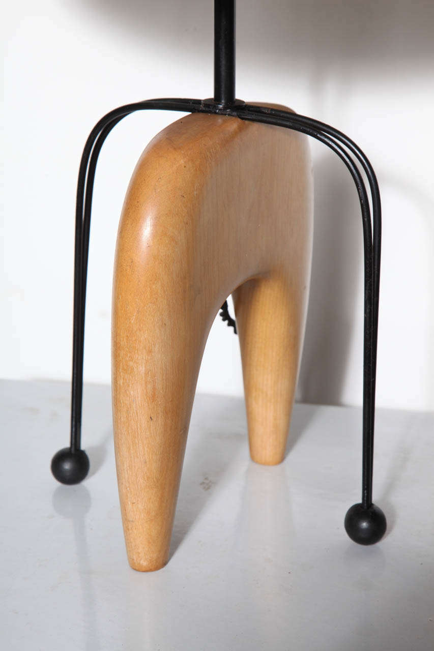 Mid-20th Century 1950s Organic Modern Solid Maple and Black Wire Horseshoe Table Lamp
