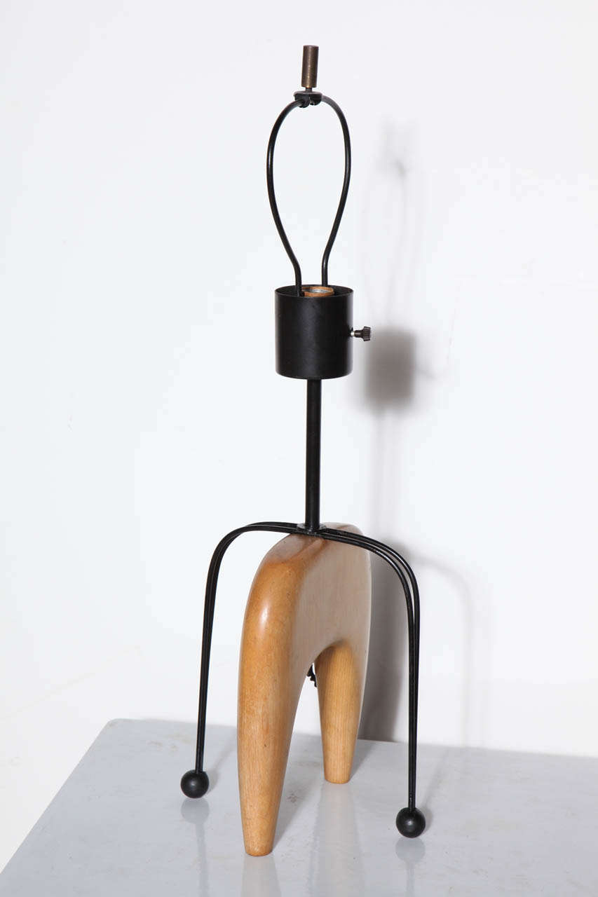 1950s Organic Modern Solid Maple and Black Wire Horseshoe Table Lamp 1