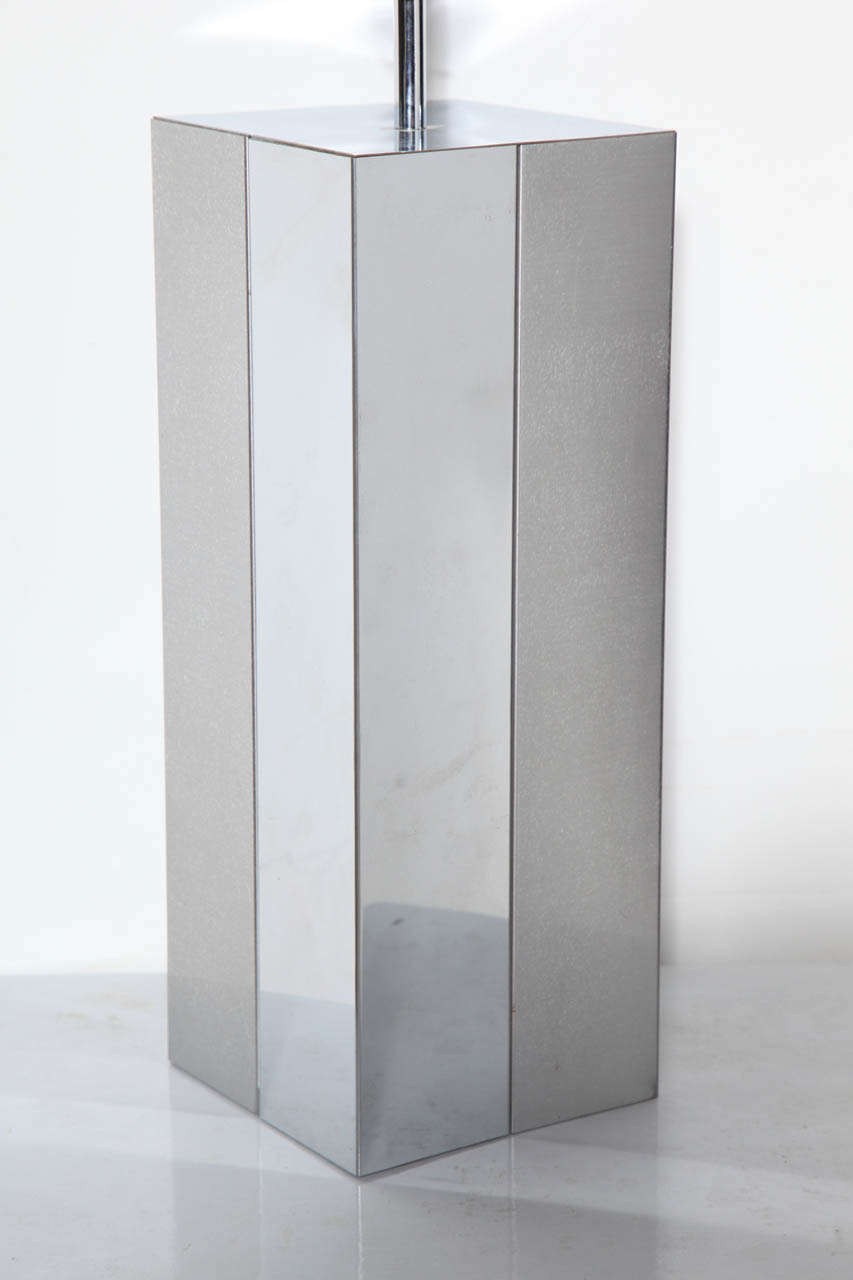 Tischlampe „Cityscape“ aus gebürstetem Aluminium und poliertem Stahl von Paul Evans, 1970er Jahre  (Gebürstet) im Angebot