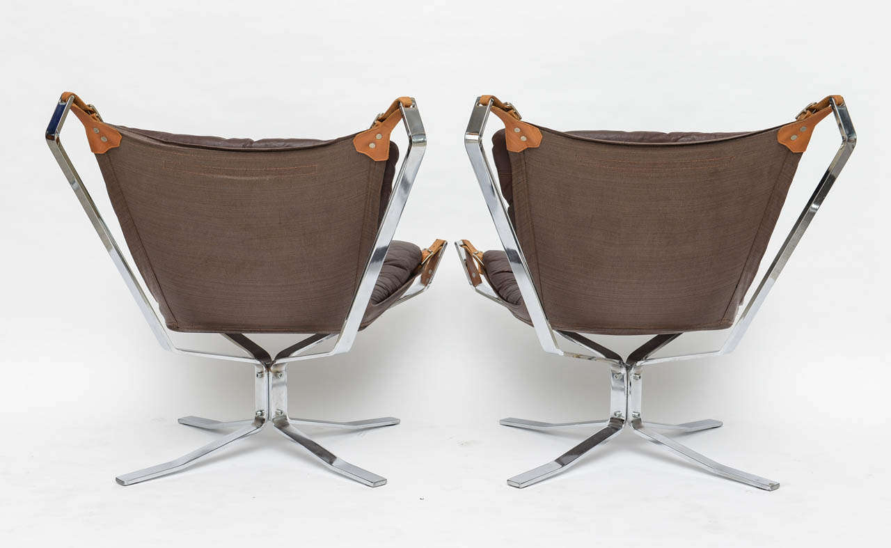 A Pair of Sigurd Resell Chrome and Leather Falcon Chairs, Finland 1