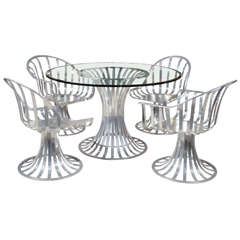 Russell Woodard Mobilier de patio en aluminium:: Table & Deux chaises