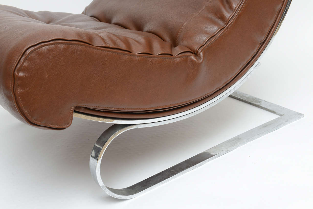 Italian Pair of Forma Nova Club Leather Lounge Chairs