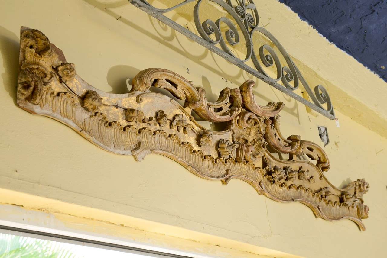 French wood carved  wall hanging  In Fair Condition In Delray Beach, FL