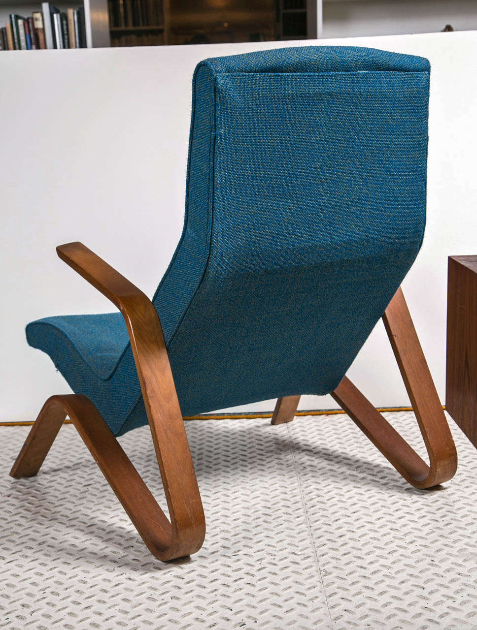 Mid-20th Century 1940's Knoll Grasshopper Chair by Eero Saarinen