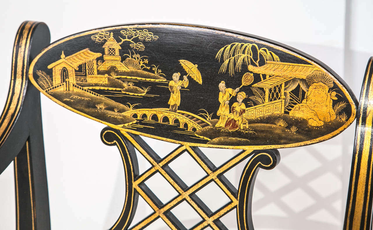 Américain Vintage 20th c Regency Black Chinese Lacquer Chairs