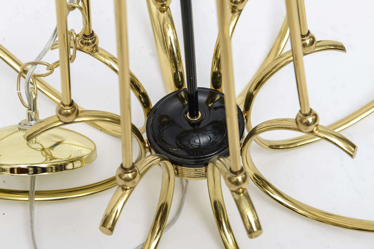 Mid-Century Modern Italian Brass Chandelier with Eight Arms For Sale 6