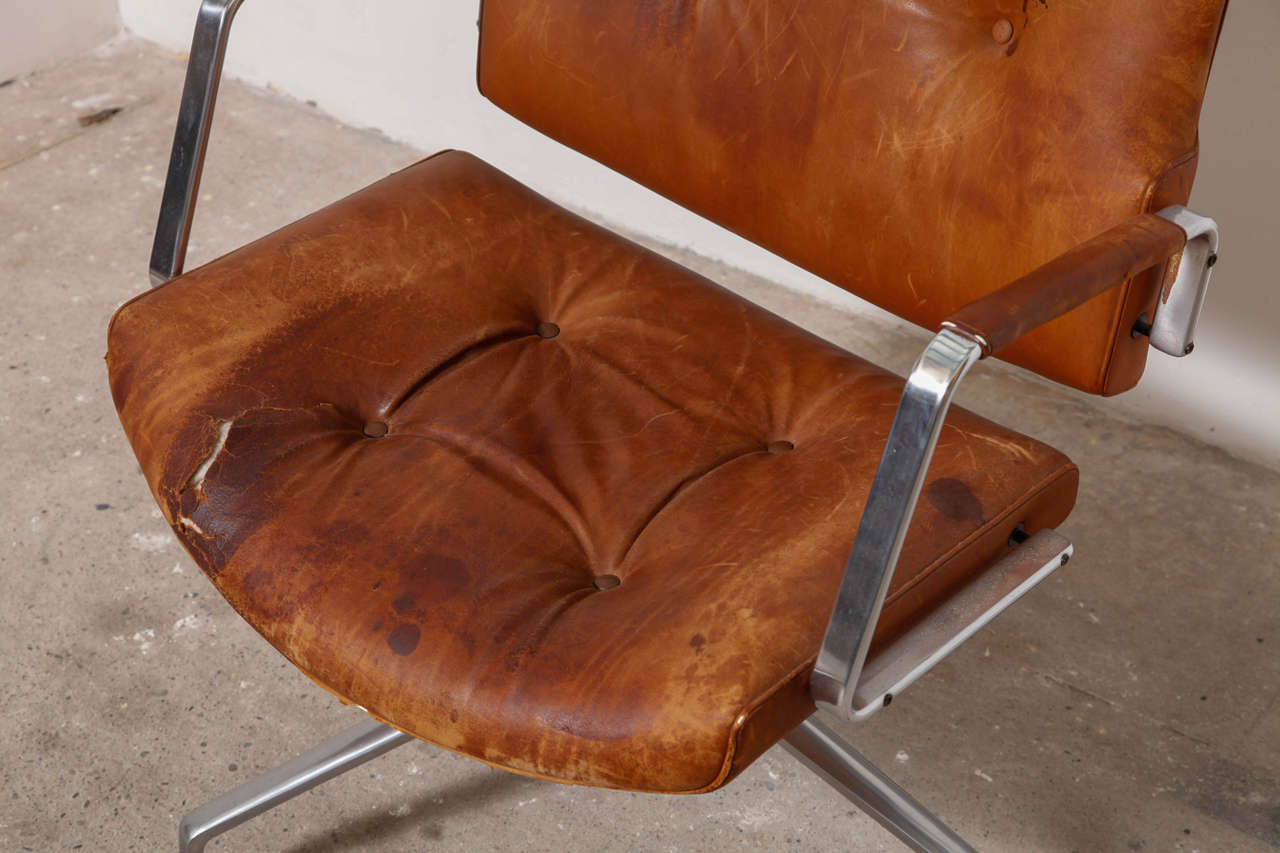 Mid-20th Century Executive Preben Fabricius and Jorgen Kastholm Swiveling Lounge Chair