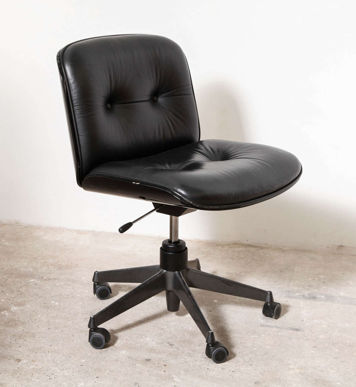 Black Ico Parisi Desk Chair for MIM In Excellent Condition In Antwerp, BE